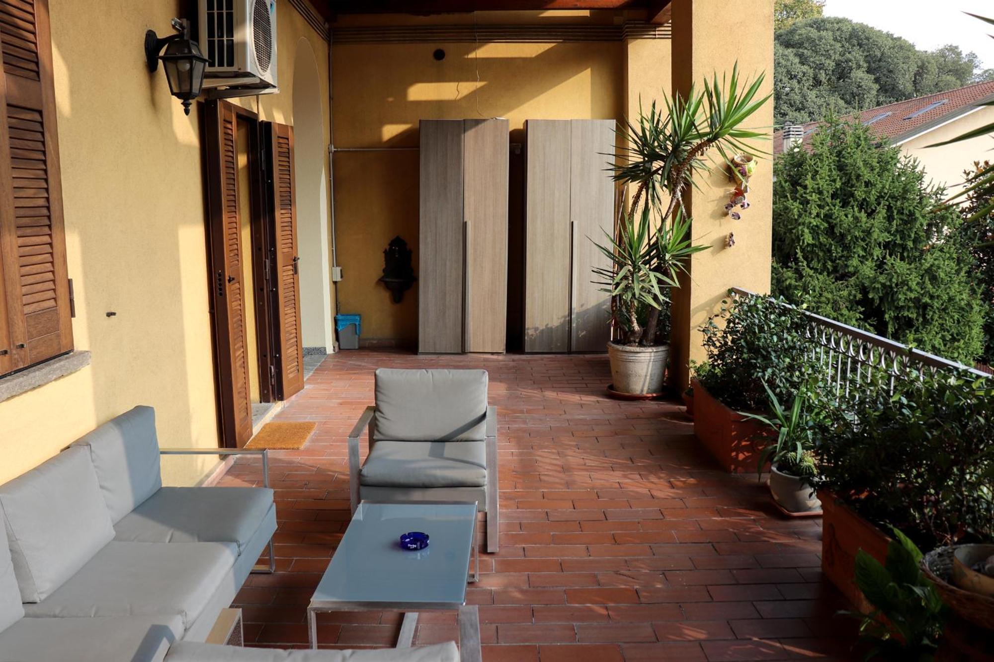 La Corte Di Brusuglio Apartments คอร์มาโน ภายนอก รูปภาพ